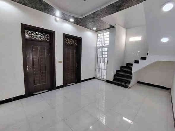 125 متر للبيع بسعر 40 وبي مجال
طابو زراعي سند 25 قرار محكمه باسمك 
غرفتين وصاله ومطبخ وصحيات داخليه وخارجية واستقبال 
عنوان البيت نجف مقابل ملحق قرية الغدير
للاستفسار اتصل على *********** أو مراسله واتساب
