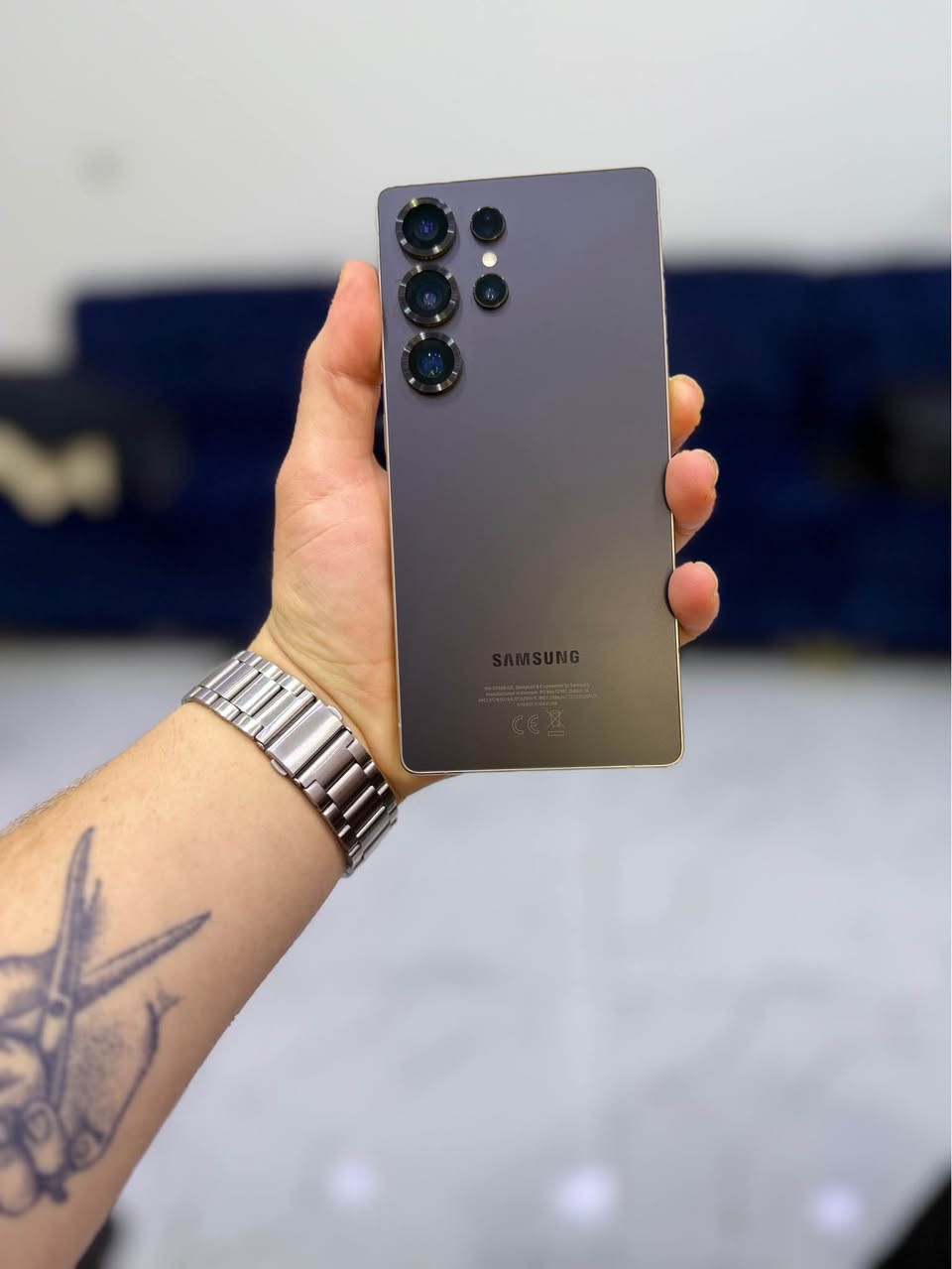 Samsung Galaxy S25 Ultra 1 TB

99.99% خاوێنە
کارتۆنی خۆی لەگەڵە
زەمانی شاشە و سۆفتوێر السليمانية, العراق


**إذا كنت صاحب هذا الإعلان وتريد حذفه لأي سبب، رجاءا أرسل رسالة إلى الدعم الفني**