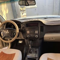 من رخصت الادمن المحترم باجيرو للبيع موديل 10 حبتور رقم بغداد سنويه 27م...