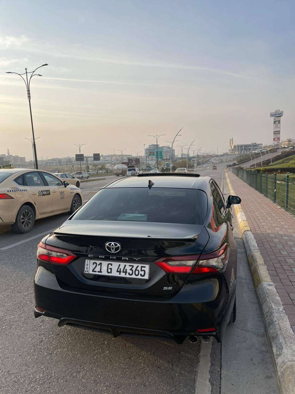 تۆیۆتا کامری  2024 فوول مواسەفات SE  پلەس
بە صمە سلایت راداری 360 دەرەجە
راداری ئاوێنە خە تی جادە سوکان شە فت
تە نها یەک پە لەی بچوک بۆیاخی هە یە
گێر مە کینە ی نە کراوەتەوە
تەنها 30 هە زار ڕۆشتووە

سعر : لە کۆمێنت داوای بکە ڕاستەوخۆ بۆت دێت 🤖 

بەجوانی و پاکی ماوەتەوە 
هیچ مەسرەفێکی تێدا نییە 

ژمارەی خاوەنەکەی 
***********
