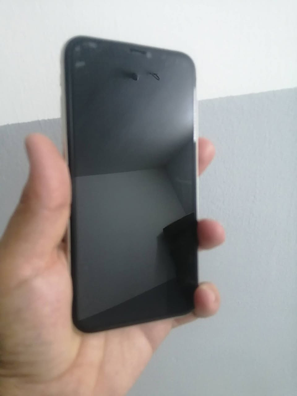 ايفوان ١١ برو لبيع جهاز جديد ذاكره ١٢٨
بطاريه بلاديه 74  

دبل سيم كارت  وأي فاي شغال 

كامرات دمعه تصويره 

فيس إيدي شغال.💥.    السعر 180 وبيه مجال ***********
