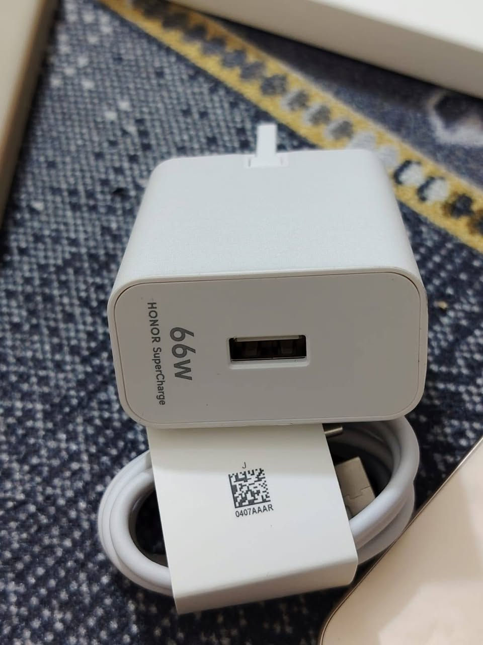 هونر إكس 9D 5G جهاز مستعمل شهرين جهاز جديد ذاكره 256 عشوائية 12 شأحنه 66 واط شاحنه ما مشحون بيه بل كارتونه ما مطخوخه جهاز بل لزكة شركه  (سعره 350 بيه مجال أرخص جهاز) جهاز بيه 12 شهر ضمان الشركه الوطني جهاز لون بيجي حجم البطارية 🔋8300 اقوه بطاريه جهاز مقاوم للكسر والماء (ملاحضه بسيطه جهاز بيت السيمكات مكسور بيه شخط بس شغال سيم كارت وينفتح وينسد سيم كارت) عنوان بغداد الأمين الثانيه الاستفسار واساب مشتري إني475. (***********)
