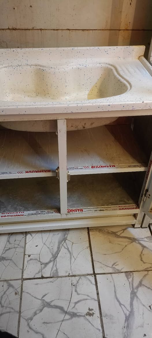 مستخدم نضيف للبيع العنوان الحرية ثانية ***********
