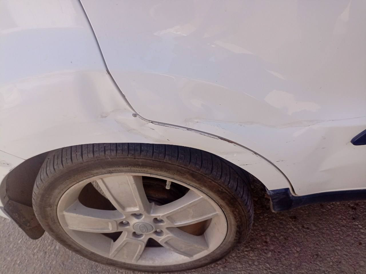 صول 2011 خليجي محرك دوش حادث بالورى باب خلفي مصبوغة


**إذا كنت صاحب هذا الإعلان وتريد حذفه لأي سبب، رجاءا أرسل رسالة إلى الدعم الفني**