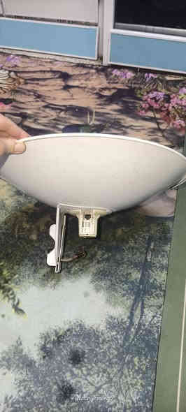 صحن بور بيم M5 + راوتر تيندا ac1200
نظافة 99٪ 
السعر 100 قفل 
العنوان بابل 
***********
