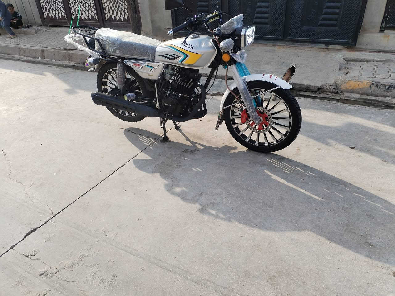 سلام عليكم
ماطور سولنك الأصلي ٥كير
موديل 2025 ماشي قليل
خالي من كل عيب جديد فقط شاشه تشتغل بس نكسر جام
سعر ٧٧٥ بي مجال ***********
