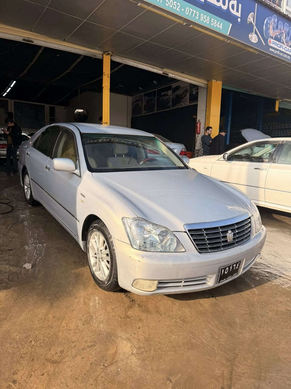 (لەسەر ئیزنی ئەدمێنی گوڵ🌹)
(شاهێنە ٢٠٠٥) (١٨٢ موس)
٣دووگمە و ٣پردە و مەرکەزی و سەلاجە
گێر مەکینە بە شەرت
٣ پارچەی بۆیاخی یابانە
سەیارەکە ماڵی دۆستە
 ٢٥٠ مەسرەفی تیا بوو بۆت ئەبڕم
ژمارەی مۆبایل
***********
شوین سلیمانی
نرخ٦٢گەڵا و مەجالی کی کەم
