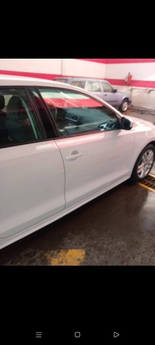 🚗 للبيع: فولكس واكن جيتا 2018
📍 مكان السيارة: النجف الأشرف
📞 للتواصل: ***********
💰 السعر: 125 ورقة – قابل للتفاوض
🛠️ المحرك: 4 سلندر – 1400 توربو

⚠️ أضرار السيارة:
• وارد أمريكي
• البنيد والجاملغ مبدل في أمريكا

📌 تفاصيل إضافية:
• رقم السيارة اللوحات انكليزي
• باسم المالك تحويل مباشر
• اللون: أبيض النجف, العراق
