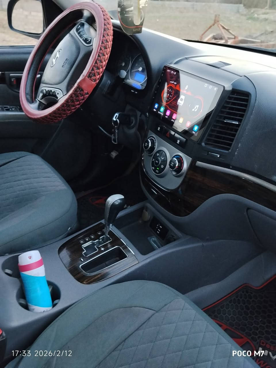 سلام عليكم سنتافي موديل 2010  رقمه ديالي دولي تحويل مباشر مكفواله من محرك كير  وراد امريكي بيه قطعتين صبغ بابين   اثر جراد بدون دواخل بدون فتح سياره بلاديه    سعر 115 تصال ***********
