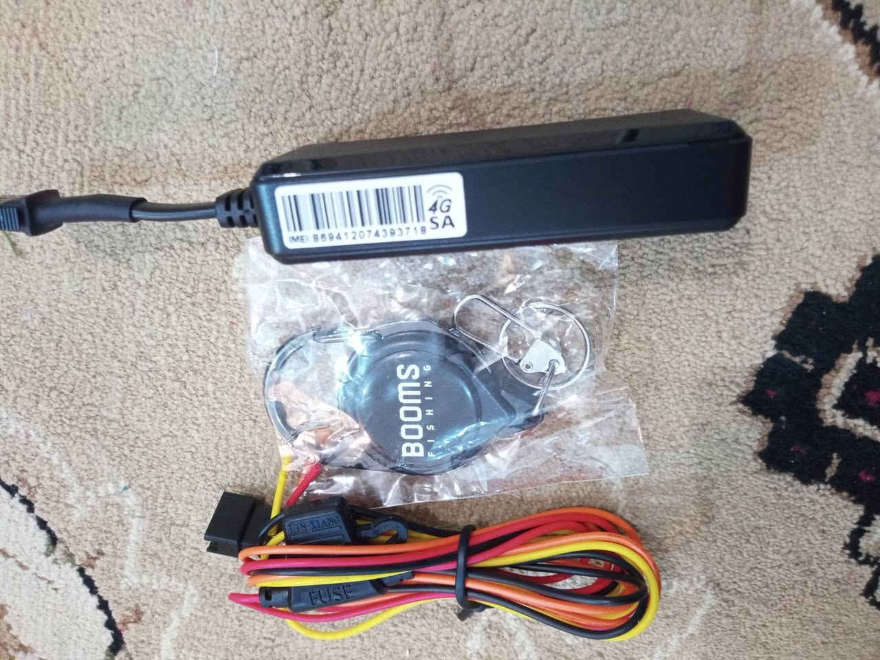 جي بي أس جهاز تتبع السيارات بدقة عالية الجودة 4Gبسعر 15 للتواصل واتساب مفتوح ***********
