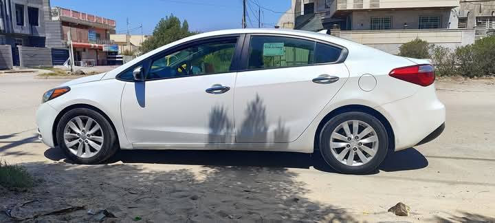 السلام عليكم كيا فورتي 16 امريكي رقم بغداد مشوع وطني باسمي مكان السياره بابل صور الحادث والسونار دخل المنشور رقم صاحب السياره ***********
