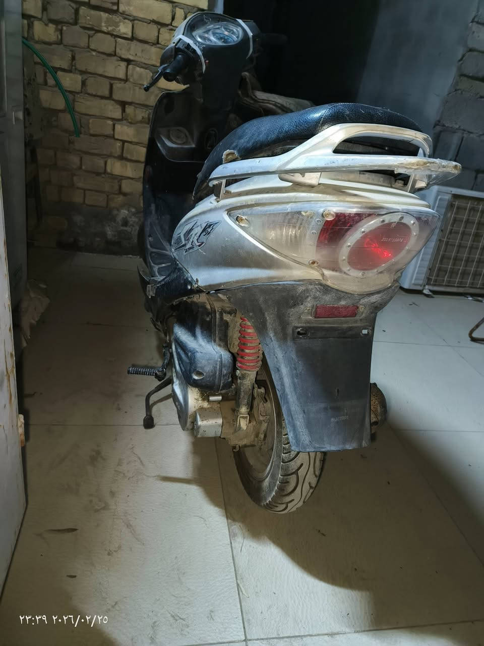 إلسلام عليكم
دراجة كامكو جي فور للبيع كوم حديد طفت وبعد ما شتغلت السعر 125 الف


**إذا كنت صاحب هذا الإعلان وتريد حذفه لأي سبب، رجاءا أرسل رسالة إلى الدعم الفني**