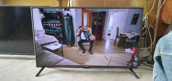 تەلەڤیزۆنی LG کۆری قەبارە 42 مۆدلێل LB5510
خاوێنە ڕەنگی ڕەشە نرخی 100000
لە هەولێرە واتساپ *********** أربيل
