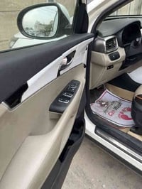 سورنتو 20 6 سلندر بيها دحجه مصلحه بيبان 2 بارد ومدكر خلفي صبغ  ماشيه 7...