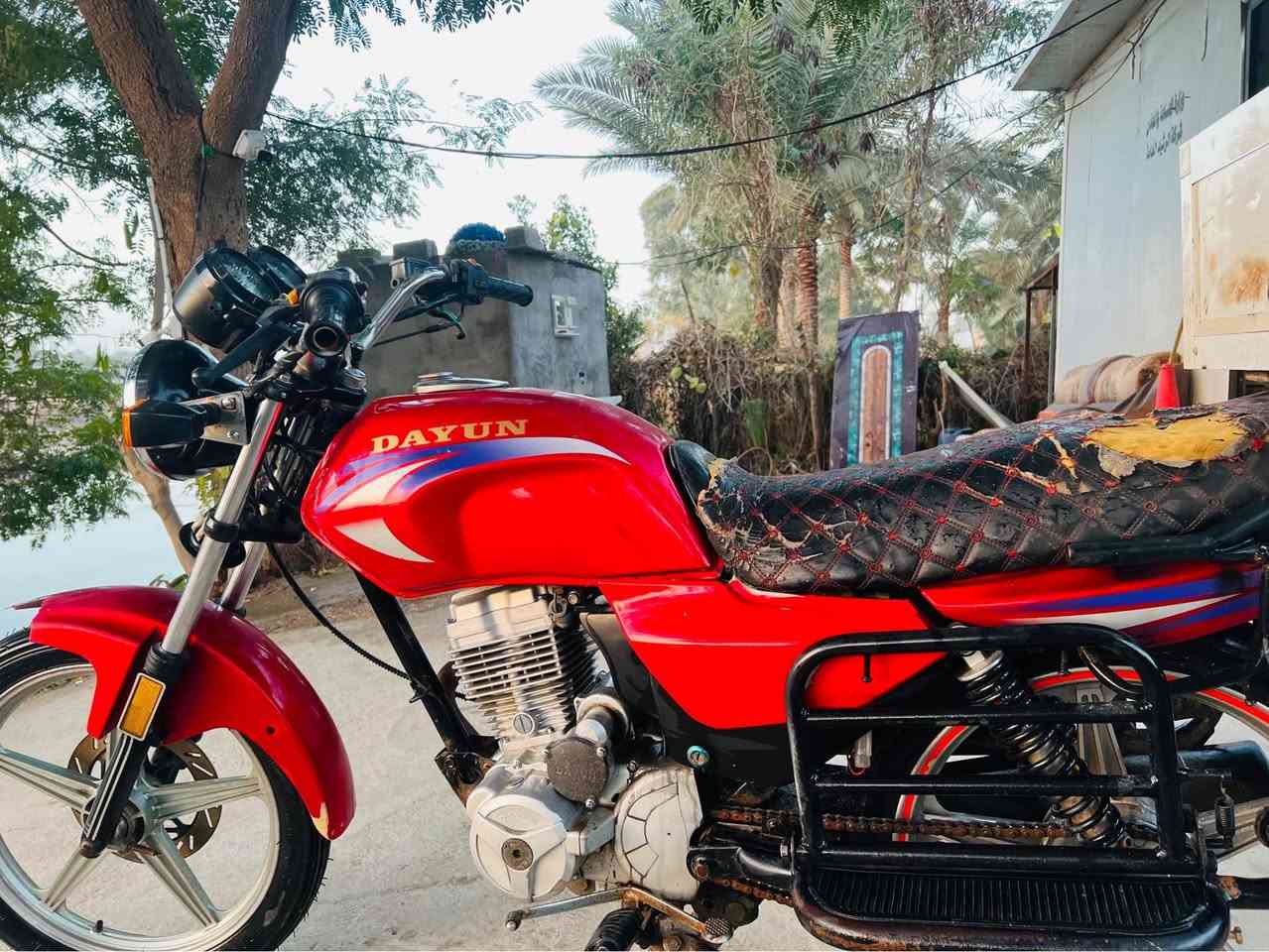 دراجه دايون عظم اوراق كامله كهربائيات كامله سلف تشتغل مابيه تبخير  السعر 500 وبيها مجال مكاني حله الهاشميه *********** حلة, بابل
