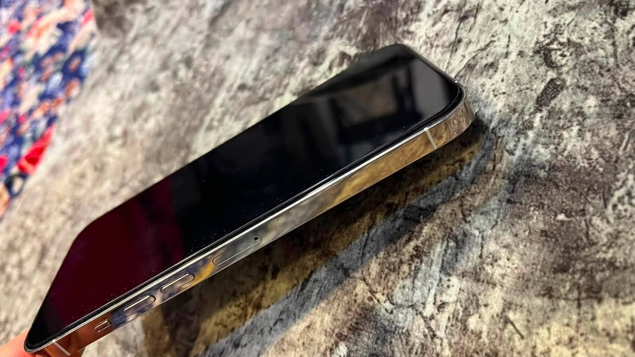 لبيع 13 بره ماكس بطاريه 96 ذاكره 128 تك سيم جهاز نضيف جلخه مآبي مامفتوح شرط ما يعبر هو شرط كلشي ما بدل بي ***********سعر 680الف وبي مجال
