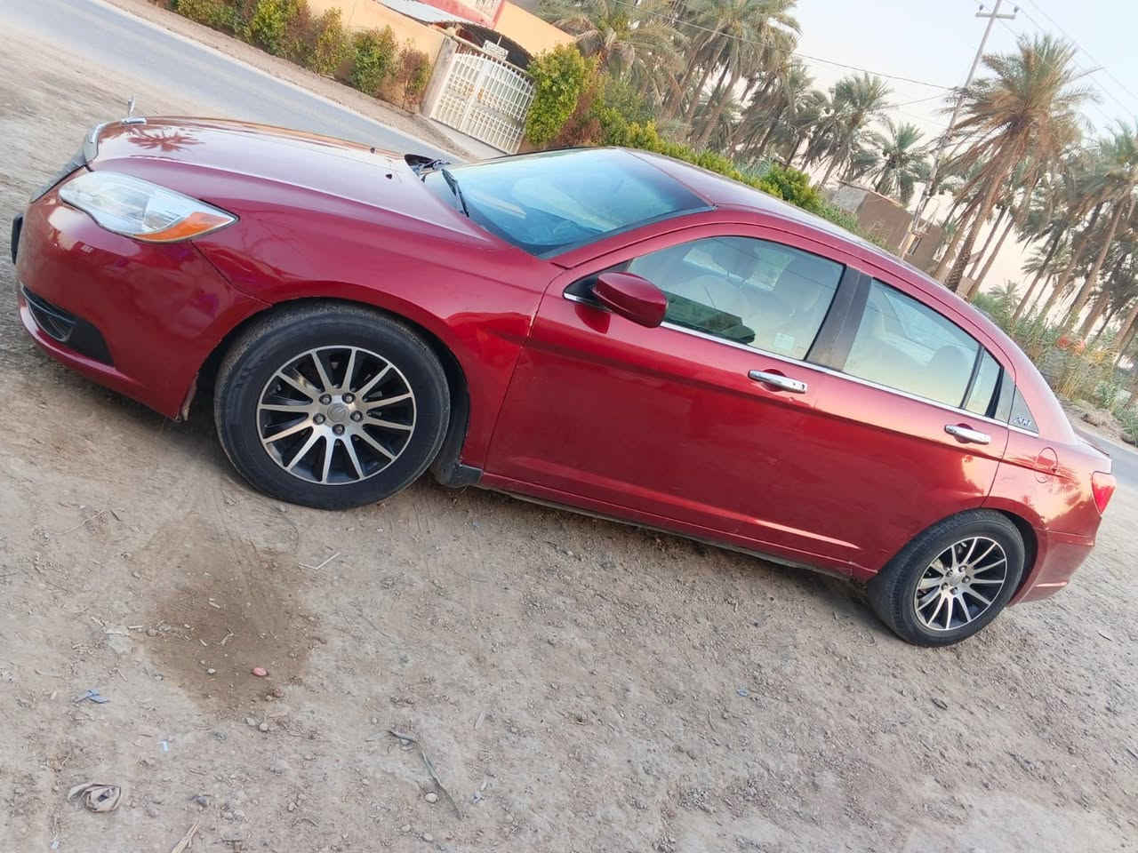 سي 200
2014 محرك 2400
شاشه
كامره
لايت زنون 
رقم سياره بابل 
كير محرك كفاله عامه 
سياره جاهزه من كلشي نقصها فقط كمبريسر تبريد
حادثها جاملغ وبنيد فقط
وبيها تكحيلات بسيطه
سياره معروضه 85وبيها مجال 
***********

