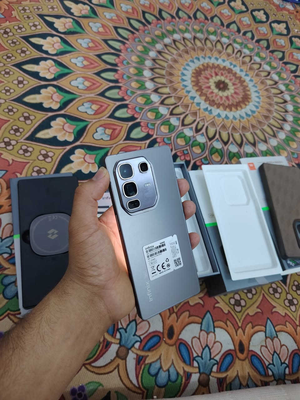 سلام عليكم انفنكس نوت 50 برو بلس 5g نضافة 98%100
256 رام 12+12 بطارية 5200 شحن سريع 100 واط 

بجي 120 فريم صوت ستيريو بصمه شاشه 

زوم100x كامرة 50 مكفول من التصليح والخلل 

 استخدام ايام هذة برو بلس مو بس برو اخوان

غراضه كامله كارتون سماعات شاحن لاسلكي

 وشاحن 100 واط أصلي مال الجهاز 

سعره 375  وبي مجال الجهاز أخو الجديد


**إذا كنت صاحب هذا الإعلان وتريد حذفه لأي سبب، رجاءا أرسل رسالة إلى الدعم الفني**
