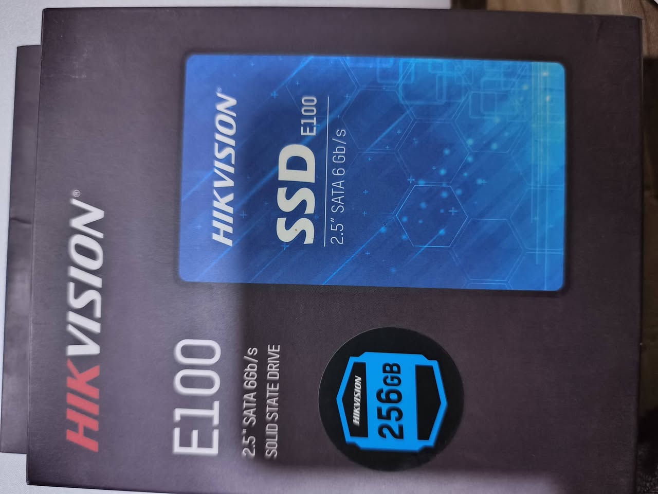 السلام عليكم اربع هاردات ssd sata
قطعتين 1تيرا غير مستعمل 
قطعتين 250 غير مستعمل ابيعهم شلعة وحدة مكاني البصرة حط سعر بما يرضي الله تعالى وتعال اخذهم للعلم غير مستعمل ***********
