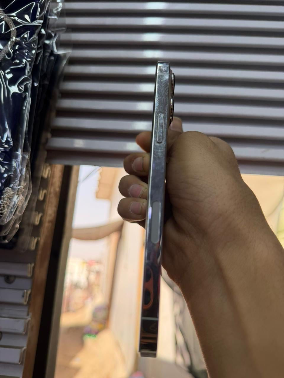 آيفون 13برو ماكس بذاكرة 256امريكي ابطاريه86الجاهز وتر برو كلش نضيف السعر 725رقم ***********
