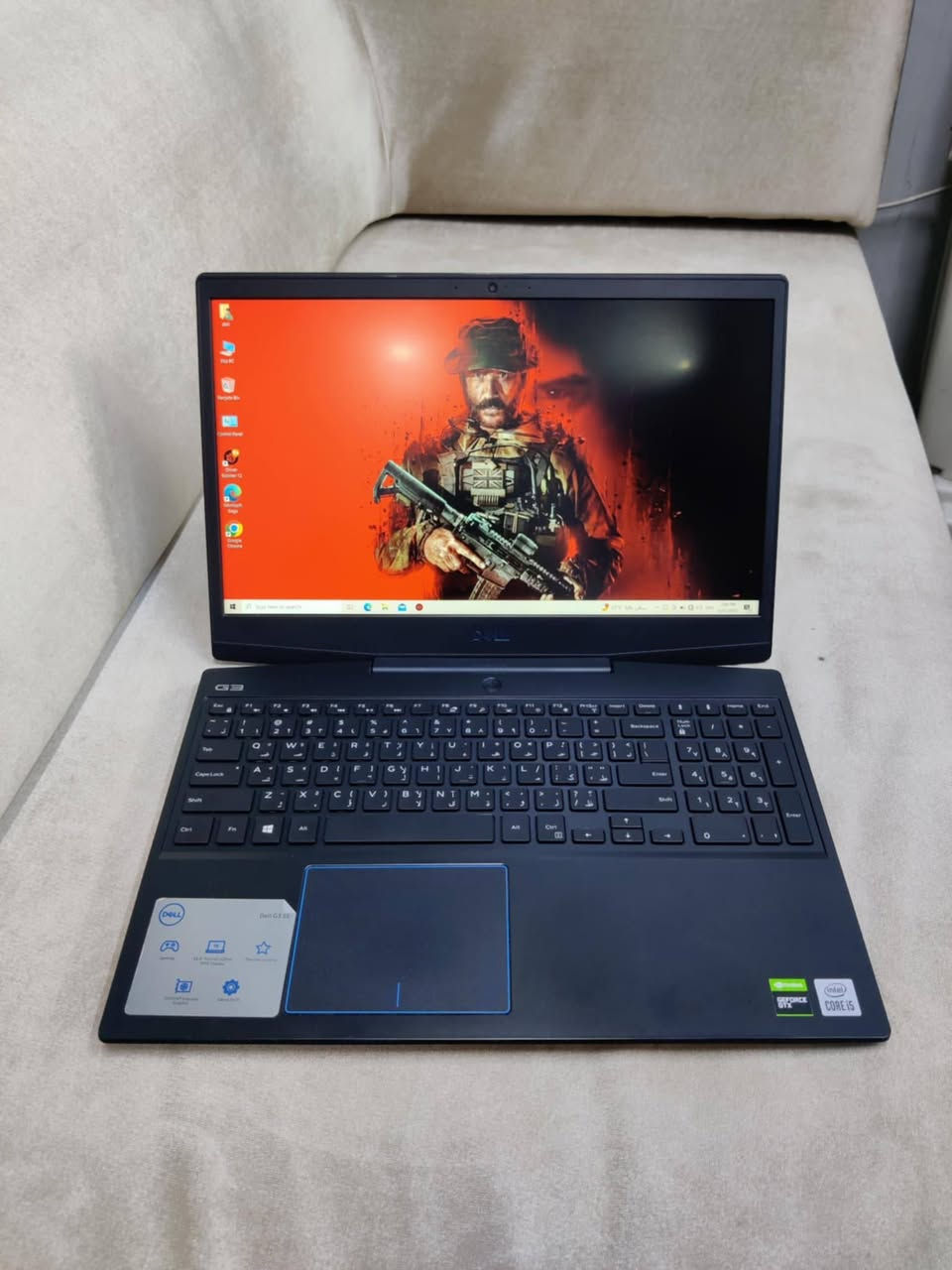 Dell gaming G3 15
core i5 10th
Hard 512 ssd
Ram 16
NVIDIA GEFORCE GTX 8 
15.6 Full hd 120 hz
سعرها 625 وبيها مجال بسيط 
***********
