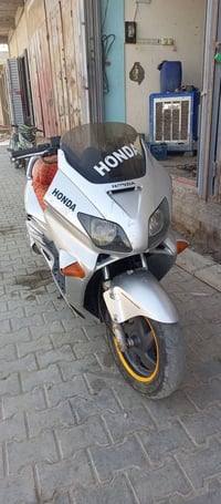فورزة • ٢٠٠٦ • سلف