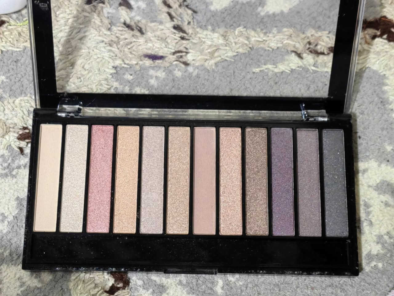 شدو عيون الوان تجننن بنات اسعار بالخاص


**إذا كنت صاحب هذا الإعلان وتريد حذفه لأي سبب، رجاءا أرسل رسالة إلى الدعم الفني**