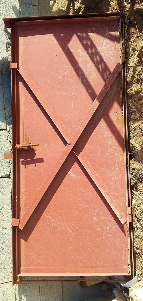 باب حديد للبيع ‏‪***********‬‏

