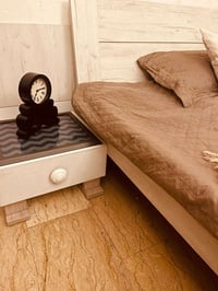 غرفه شبابيه ماركه ايكيا نظافته💯💯سريرين  اتصال ع رقم 07709705171 واتساب