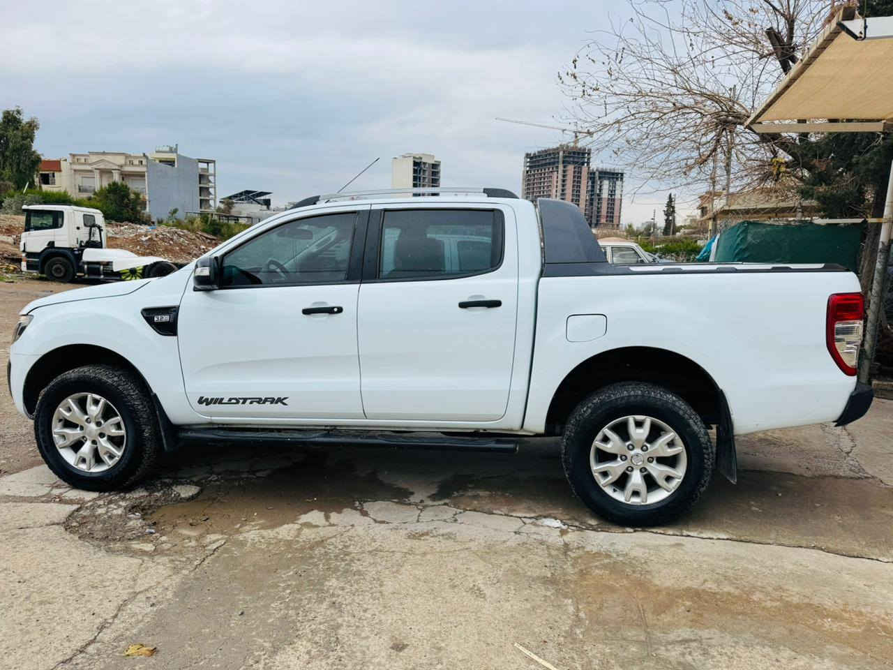 فرۆت ڕەنجەر  2015 گێڕ ئۆتۆماتیک دەبل ئەکسل 
کامێڕا ئاوێنە گوشن کارەبای فول مواسەفات 
٤ پارچەی سبوخە هەیە 
مەکینە گێڕ تەقە ڕەقە 
هەمو بەشەرت سوکان فۆلیۆم 
تەعدی سورعەت 

سعر : خاڵێک دابنێ لە کۆمێنت بە تایبەت دێت 🤖 

127 هەزار ڕۆشتوە
ژینگە هەزە بەسەرچوە تاکو ۲٠۲٦ نوێکرابوەوە

بۆ زانیاری زیاتر پەیوەندی بە خاوەنی 

***********
