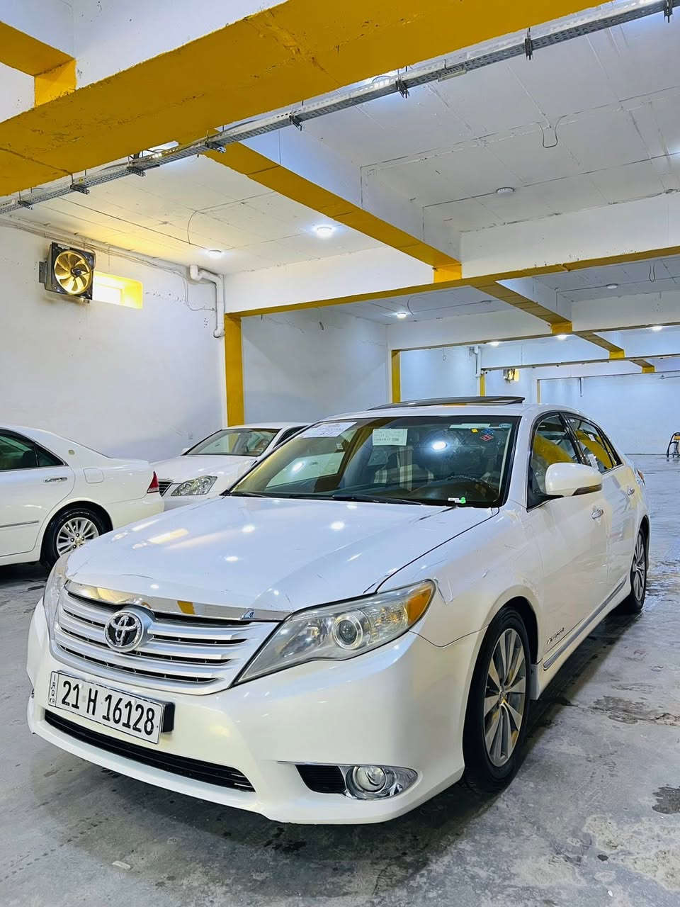 تويتا ئةفةلون ٢٠١٢قةباخ رةش گيروو مةكينة بةشةرت تايةي تازة سةنةويوو رةقةم تازة نمونة لةجواني بوياغي نية ١٩٠هةزار روشتووة سعر٢١٧$شوين كلار رقم موبايل ***********
