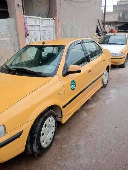 سلام عليكم سمند 2011
رقم بغداد مصفره هيئه او غرامات هزه  جديده
السياره بسمي تحويل ثاني يوم 
المكينه خير من الله ما ناقصها شي 
تخم تاير جديد 
بغداد البياع تقاطع درويش 
السعر 32او بيها مجال
***********
