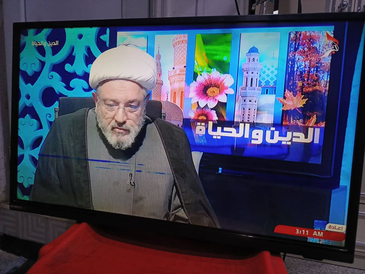 سلام عليكم
شاشة حجم 32 عادية 
مثل ماموضح بل فيدو والصورة
سعر70الف بيهة مجال 
مكاني بغداد حي جهاد 
للاستفسار ***********
