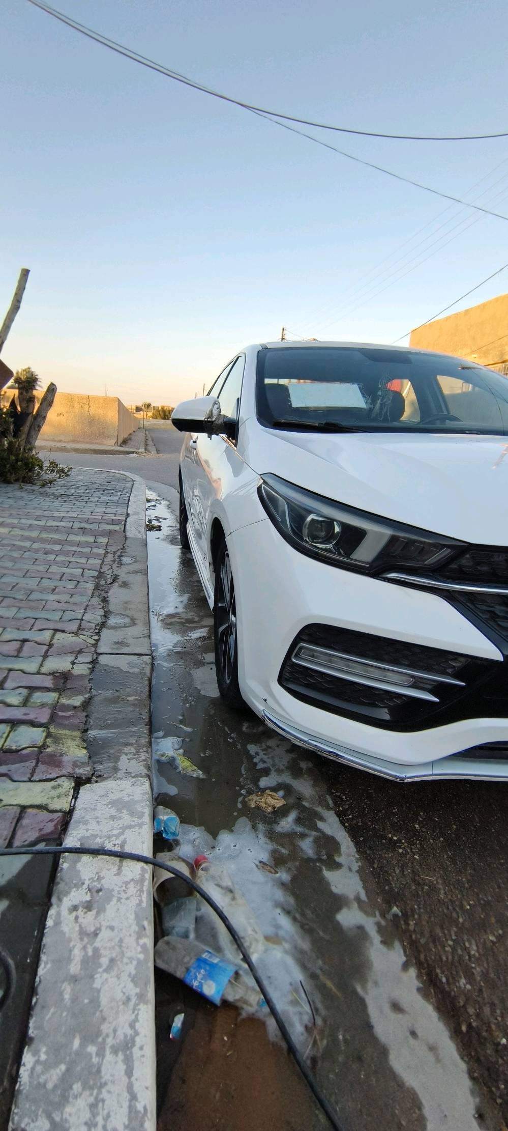 بغداد الدورة  / السياره شيري اريزو ٢٠٢٠ فول مواصفات / بصمه تشغيل و بصمه أبواب وتشغيل عن بعد وتحكمات المري من البصمه حساسات شاشه /كوشنات جلد لونين تبريد قطعتين //محرك ١٥٠٠تيربو  //ويل ١٧ ليت زنون //وبعد هواي مواصفات بيها  /فتحة سقف 