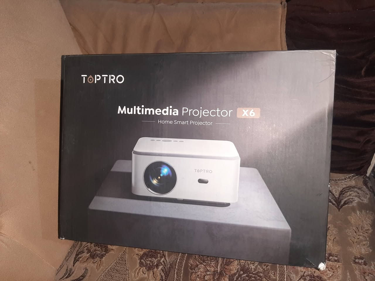 السلام عليكم.... 
داتا شو نوع توب ترو مستخدم نظيف جدا مع ريمونت ماوس نظام اندرويد تنزيل كافة البرامج سينمانا وغيرها وعرض الموبايل الايفون والاندرويد
اقوه اجهزه الداتا شو💯
TOPTRO x6 
عرض لفتره محدوده 🔥💯
دقه عاليه يدعم 4k
تنفع المدرسين  

اقوه اجهزه الداتا شو💯
TOPTRO x6 
عرض لفتره محدوده 🔥💯
دقه عاليه يدعم 4k
تنفع المدرسين والقاعات والمواكب ومشاهده المباريات والافلام 🚀⚽
اضاءه عاليه مع وضوح مع الضمان💯
حجم صوره يصل الى 6 متر
اوتو فوكس🔥
يربط جميع الموبايلات  ( ايفون - كلاكسي )📱
اجهزه بنظام اندرويد فائق الجوده اصلي💎
استيراد اوربي🌍 السعر 80 مع التوصيل
الاتصال على الرقم ***********
موبايل و واتساب
