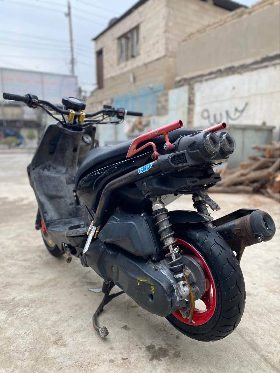 يا الله 
سلام عليكم سكنس جبلي دراجة مال رمبة قبل شهرين نزلتها.  عليها تزويد كلجات رياضي. ويدات بريك وعنابير  الدراجة كفالة عامة برغي ما مفتوح بيها  وستيرن ريزوما ودبلات رياضي  السعر 900 الف  ال شراي يتصل ويدلل *********** مكاني بغداد
