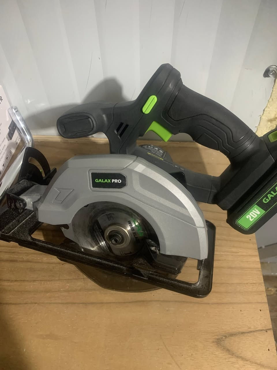 منشار قرصي مستخدم امزون بيرطاني بيه بطاريه وحده وشاحنه شرط الشغل


**إذا كنت صاحب هذا الإعلان وتريد حذفه لأي سبب، رجاءا أرسل رسالة إلى الدعم الفني**