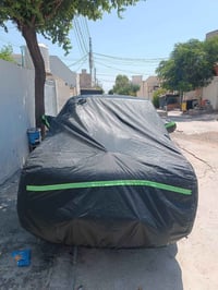 خوذة • استعملت مرة • جلد خارجي