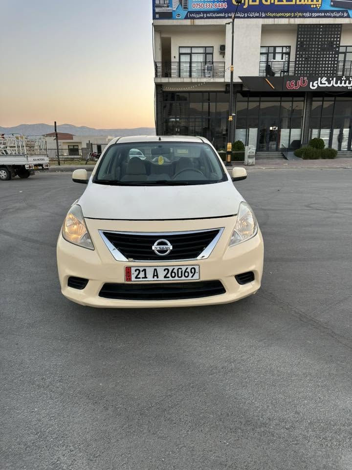 بەناوی خوا نیسان لاکشمیبای ٢٠١٣ ئۆتۆماتیک  سەیارەکە بیلاد خسوسیە و ئەی کەمەوەبە خسوسی یانی بەخسوسی ئەی فرۆشم بۆیاخ و هەمووشتئ کی عايدى خؤمه کامل ئەی یەمە دەستت گیڕومەکینەوتەبریت بەشەرتە بئ دەعمە ماڵی دۆستە سعر ٦٨$
***********
***********
