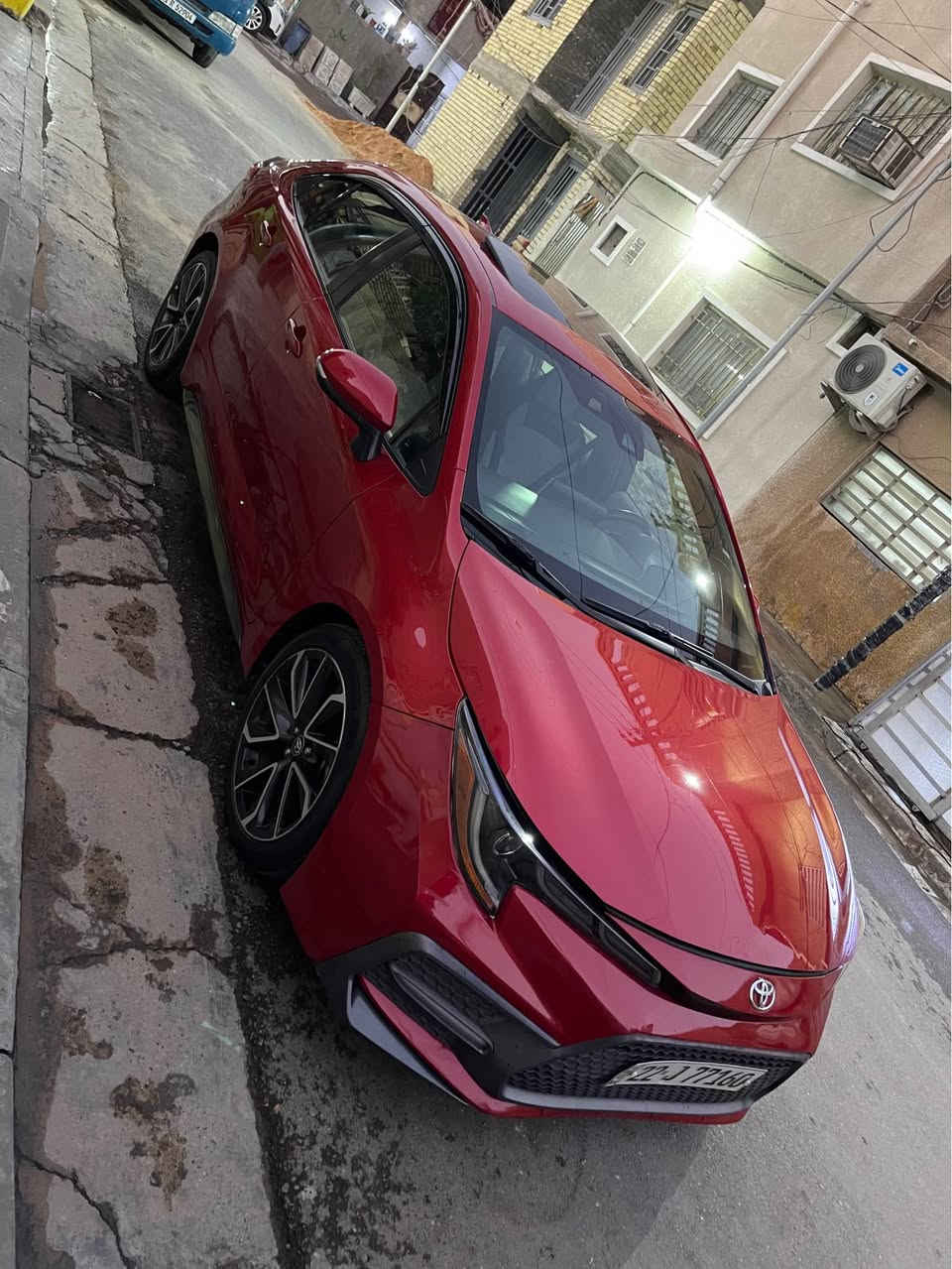 السلام عليكم للبيع كورلا 2020 وارد امريكي se فول مواصفات حادث دعاميه اماميه فقط بدون دواخل شرط الفحص  ماشيه 70 / بصمه / سلايت/ شاشه كامره/ ويل كب 17/ مكينه 2000/ لد امامي خلفي زنون/ لات عالي ناصي زنون/ بعد بيه مواصفات ممذكوره مكاني بغداد السعر 152 وبيه مجال *********** 
 *********** صور الحادث مرفقه Colombo, Sri Lanka
