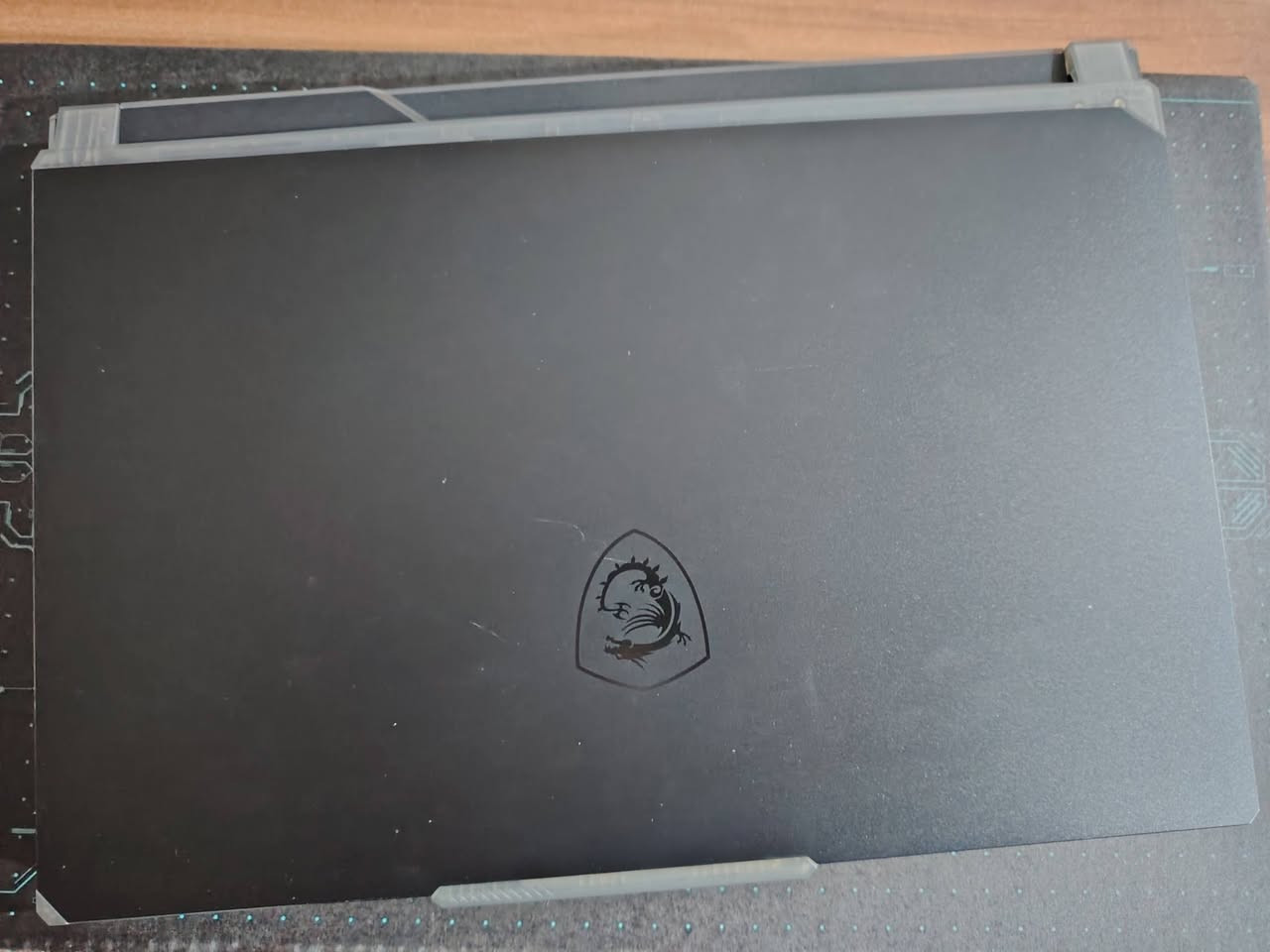 للبيع، لابتوب گيمنگ msi cyborg 15 A12vf
Core i7 12650 h
Rtx 4060 8gb
16 gb ddr5 ram
512gb gen4 nvme ssd
شاشة 1080p, 144hz, ips
Windows 11 مفعل
وياه شاحنته الاصلية و الكارتون موجود 
نظافة الجهاز مثل ما موضح بالصور
استخدام تقريبا سنة و 9 اشهر
البطارية بحالة جيدة و الكرت ادائه و حرارته مستقرة تحت الضغط مثل ما موضح بصور البينشمارك

السعر مليون و 180، و بيه مجال للشراي

*********** الرقم بيه واتس اب
