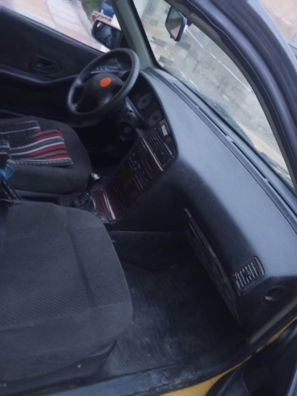 بيجو  بارص ٢٠١٥ بلاديه مكينه وكير وداخل نضيف تخم تايرات جديد غرامات وهيئه اني اتكفل بيها الرقم *********** بغداد/ الشعب بغداد, العراق
