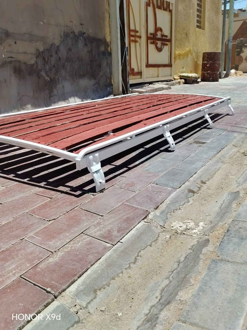 سلام عليكم العزاز
سوبايه ام الجف مال جنبي وترهم هايسه 
 للبيع سعر 100وبيها مجال
الرقم***********
