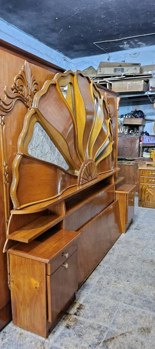 غرف النوم 5نقش نظيف شغل ثقيل السعر 390تواصل خاص ***********
