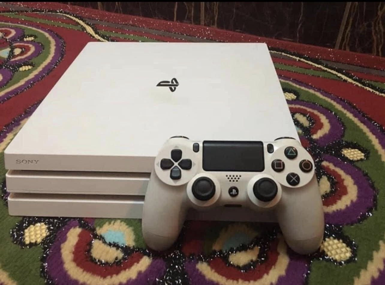 متوفر للبيع 
مكاني بغداد الامين ٢ يوجد توصيل جميع المحافظات رقمي *********** 
* الاجهزة المهكرة 👇🏻 
١- بلي ٥ فات اونلاين نظيف جدا ممفتوح جوستك واحد وكيبلاته سعر ( ٤٧٥ ) 

٢- بلي ٤ برو مهكر واحد تيرا يدتين نظام ١٢ عن طريق القرص مع تنزيل العاب من اختيار الزبون سعر ( ٢٨٠ ) 

٣- بلي ٤ سلم مهكر نص تيرا يدتين نظام ١٢ عن طريق القرص مع تنزيل العاب حسب طلب الزبون سعر ( ٢٢٥ ) 
وذا تريد نفسه بس واحد تيرا ☝🏻 يصير سعر ( ٢٥٠ ) 

٣- بلي ٤ فات مهكر ذاكره نص تيرا مع يدتين نظام ٩ مع تنزيل العاب حسب طلب الزبون سعره ( ١٩٠ ) 

* الأجهزة الاونلاين 👇🏻 
١ - بلي ٤ برو واحد تيرا يدتين + بي العاب هواي داخل الجهاز قويات سعر ( ٢٢٥ ) 

٣- بلي ٤ سلم عادي اونلاين نص تيرا مع جوستكين + قرص هدية سعر ( ١٧٥ ) 

* متوفر جوستكات بلي ٥ سعر ( ٤٥ ) وبلي ٤ بسعر ( ٢٠ ) 
* متوفر هاردات بلي ٤ مهكر مع تنزيل العاب حسب طلب الزبون سعر الذاكرة ٥٠٠ ب ( ٢٠ ) وسعر الواحد تيرا ب ( ٤٠ )
