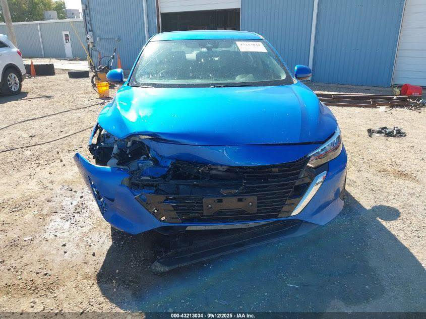 السلام عليكم
للبيع فقط
نيسان سنترا 
موديل 2024
فول عدا الفتحه 
فئة ( SV ) 
محرك ( 2.0 ) 
حادث واضح
كير مكينه كفاله
شاصي لغد كفاله
السع الى الميناء ( 90 ) ورقه 

للتواصل متوفر فقط ( اتصال + واتساب) 
***********
