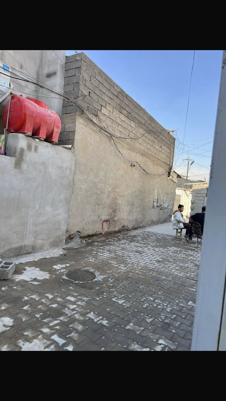 بيت 50 متر بالغرير النزله المقابيل الفورتات *********** بيه وات ساب سعر 36 وبيه مجال
