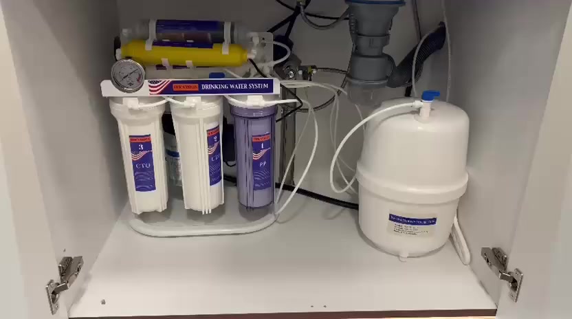 اوسطا فني نصب وصيانه وبيع جديد ومستعمل جميع أنواع الفلاتر الماء المنزلي اربيل خدمة  منزليه وأسعار مناسبة توصل *********** وتصليح اي عطل وتبديل الفلاتر من شركه فرنسي كندي فيتنامي وجميع الأجهزة الاصليه وأسعار تنافسية وخدمه منزليه في اربيل ***********
