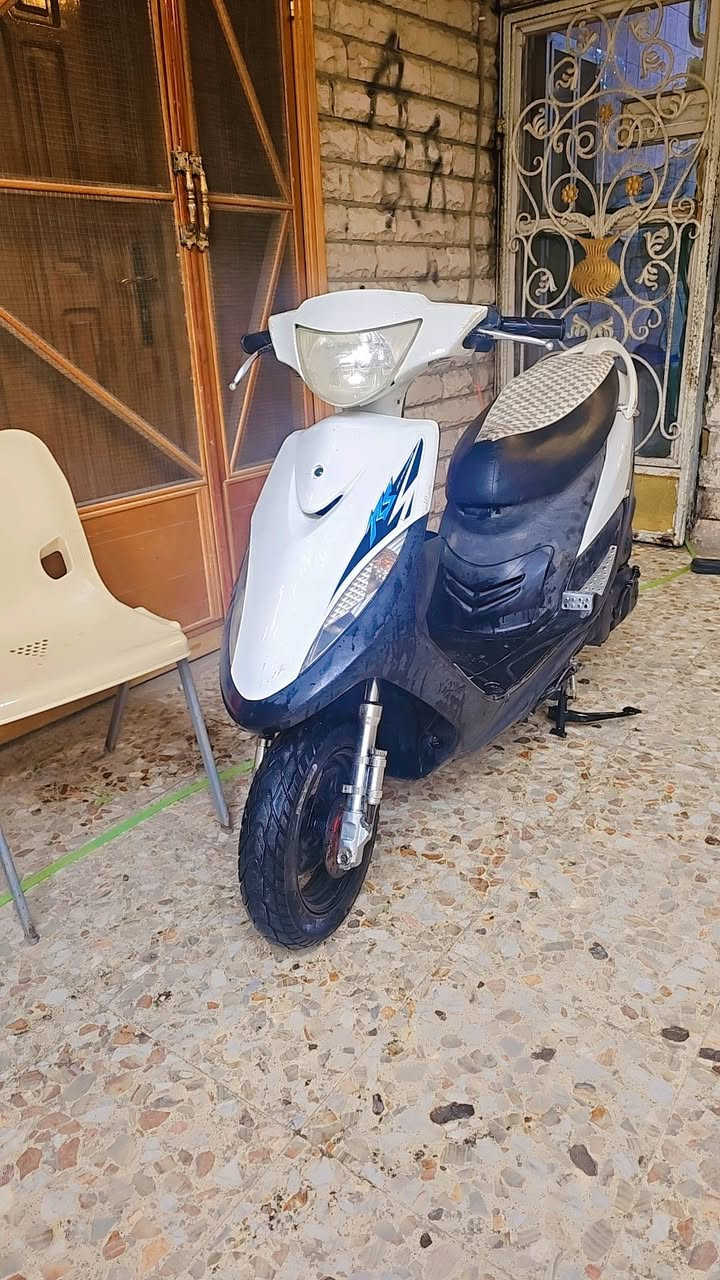 دراجة ماكس عدله بلاديه مكينه مامفتوحه كلهه شغاله سلف هندر  هورن اشاير كهربائيات كلهه شغاله مكينه ناعمه شلعه معدله  تخم تاير دبلات اصلي البصره شارع تموز السعر ٦٢٥ ***********
