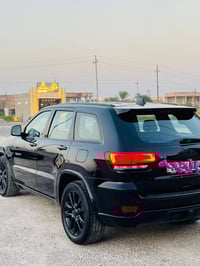 شيروكي لاريدو • ٢٠١٧ • فول مواصفات